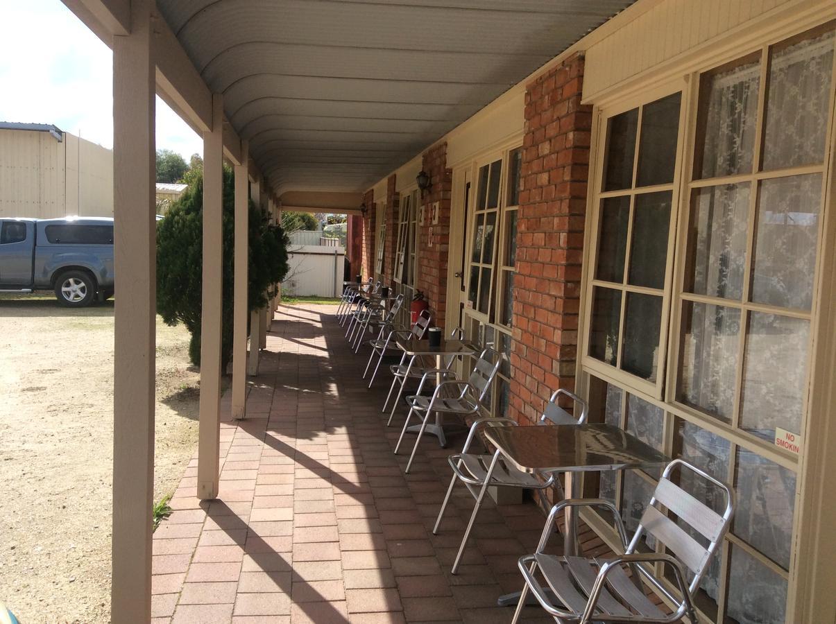 Kerang Motel エクステリア 写真
