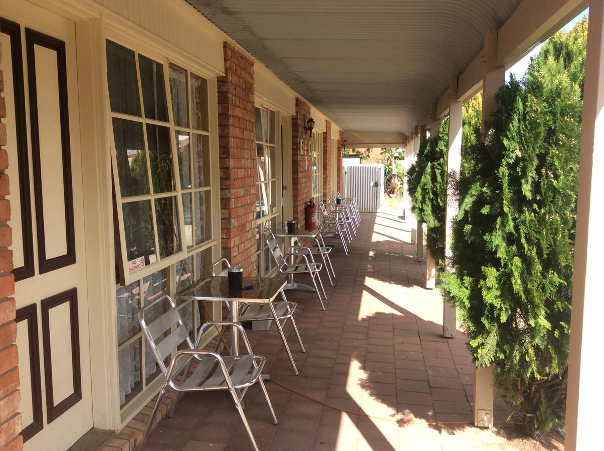 Kerang Motel エクステリア 写真