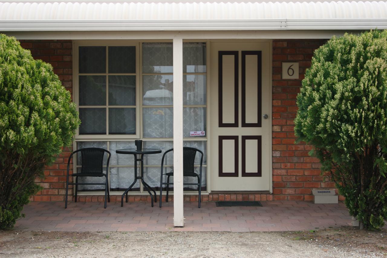 Kerang Motel エクステリア 写真